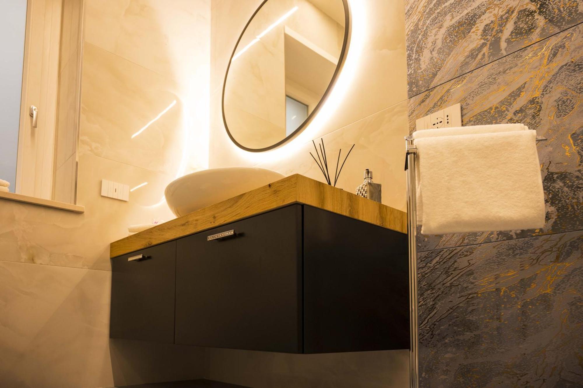 Panvinio 25 Apartment - Royal Welcome Verona Bagian luar foto